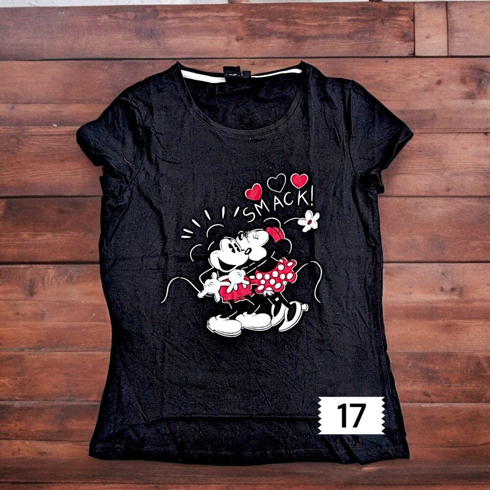 M Disney/marvel/bands/looney tunes/Teen and Women graphic T-shirts NWOT Pick one - Picture 7 of 17